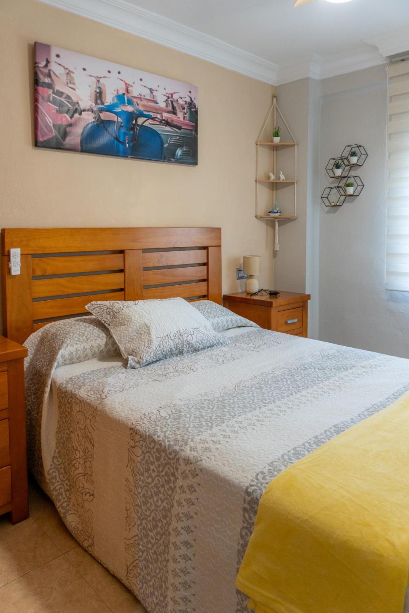 New Apartment Alejandro Torre Del Mar Bagian luar foto